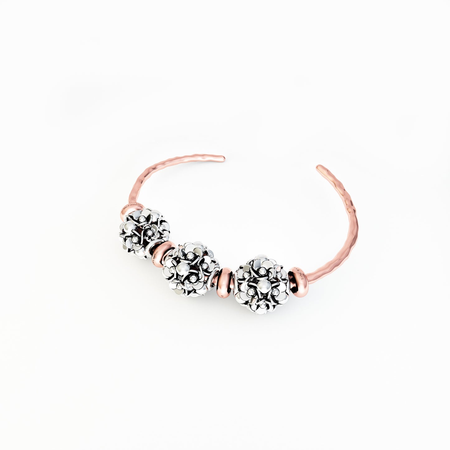Bracciale Rigido Corolla edizione charm trio