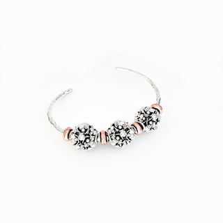 Bracciale Rigido Corolla edizione charm trio